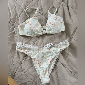 Dippin daisys bikini set